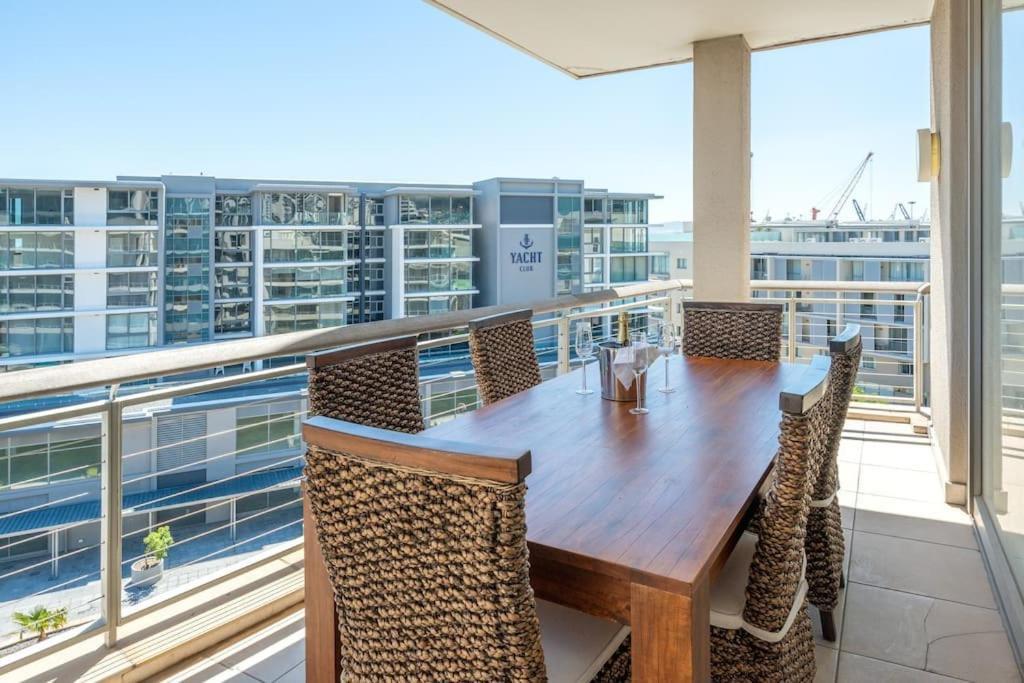 Apartamento Canal Quays 70h Cidade Do Cabo